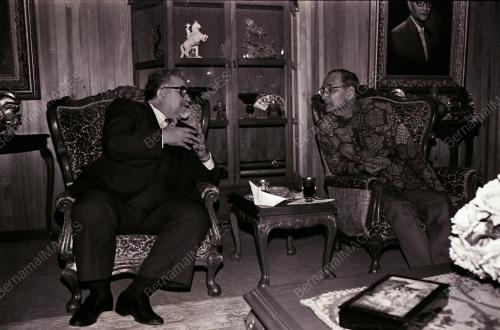DATUK SERI HUSSEIN ONN
