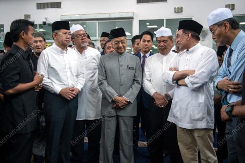 TUN DR MAHATHIR MOHAMAD