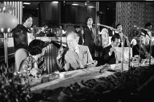 MAKAN MALAM