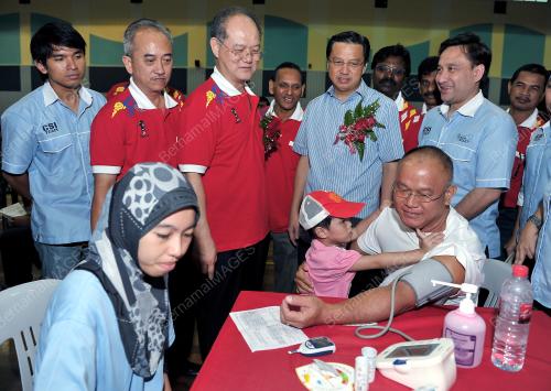 KL09_11032012_KARNIVAL