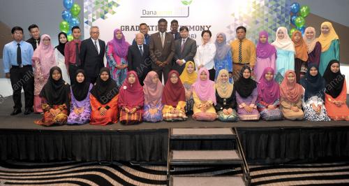 KL09_11042016_DANAJAMIN