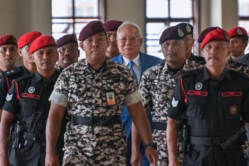 DATUK SERI NAJIB TUN RAZAK