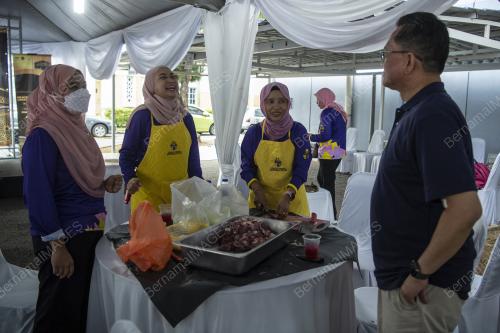 DATUK SERI MOHAMMAD MENTEK