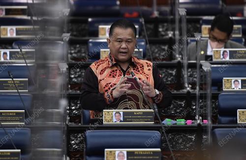 DATUK SERI ALEXANDER NANTA LINGGI