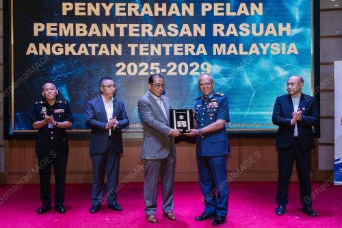DATUK SERI MOHAMED KHALED NORDIN