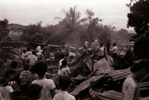 KEBAKARAN DI KAMPUNG DELIMA