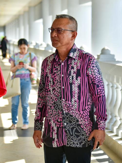 RAZALI IDRIS
