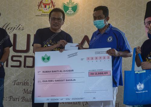 DATUK SERI SALIM MOHD SHARIF
