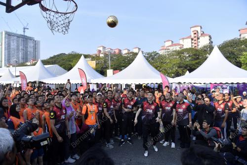 KL09_12102019_BULAN_SUKAN_BN201910113997