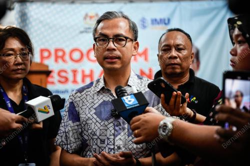 FAHMI FADZIL