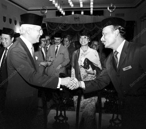 SULTAN AZLAN SHAH