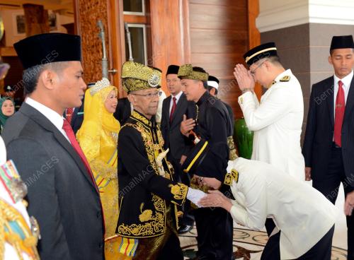 KL09_12122016_AGONG