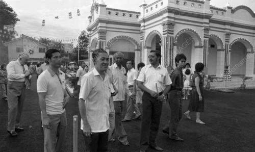 KL09_13012015_HARI_WESAK