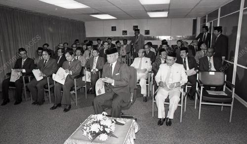 LEMBAGA LETRIK NEGARA