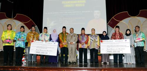 KL09_14022013_JAMIL_BERGAMBAR