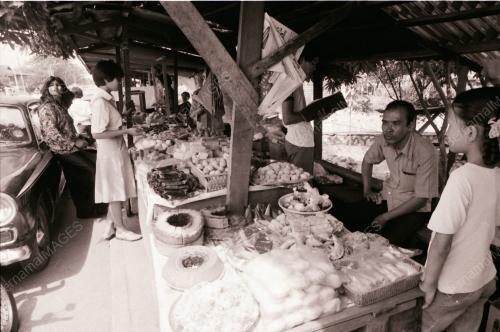 JUALAN KUIH DI BULAN PUASA