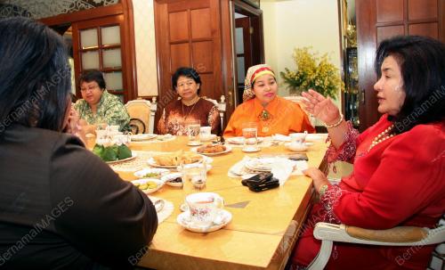 ROSMAH MANSOR
