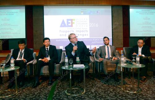 KL09_14092016_ASEAN_ECONOMIC