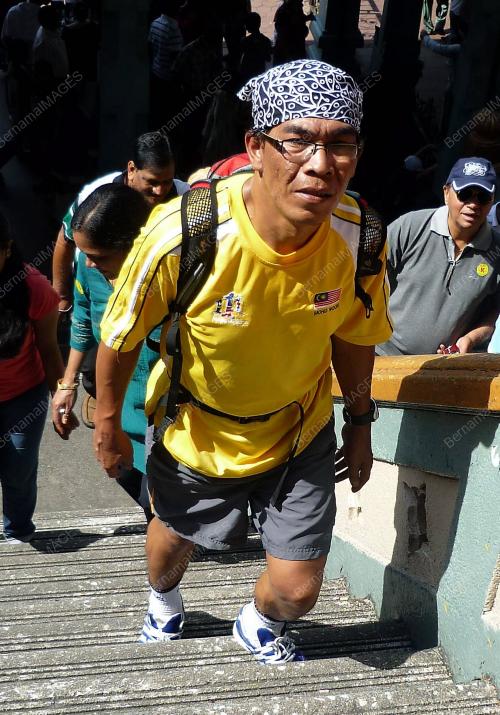 MOHD NOOR AMIN