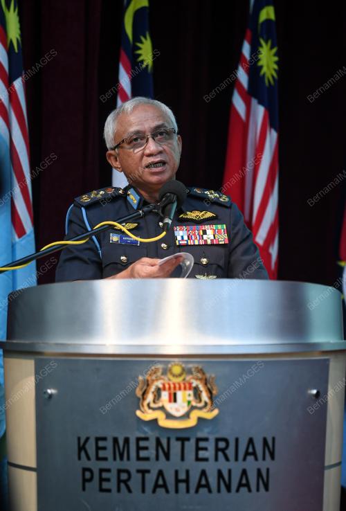 JEN TAN SRI AFFENDI BUANG