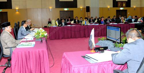 KL09_15072013_ISMAIL_MESYUARAT