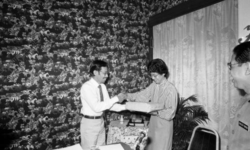 KL09_15081984_GAPENA