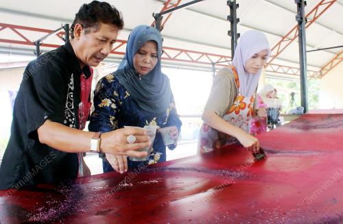 MAS KAMAL BATIK