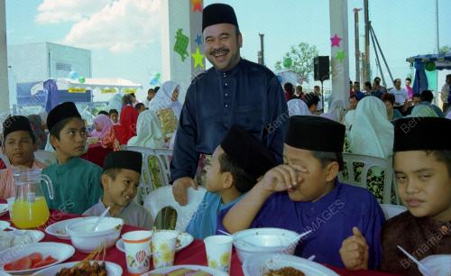 KL09_16022016_LITRAK_RAYA