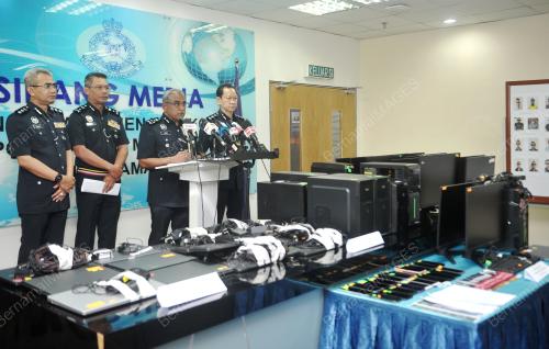 DATUK SERI RAMLI MOHAMED YOOSUF