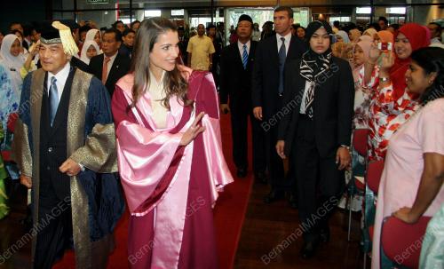 SULTAN AZLAN SHAH