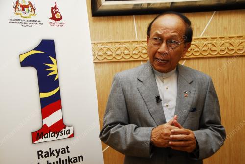 DATUK SERI DR RAIS YATIM