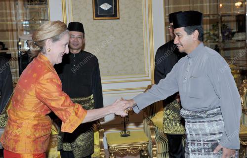 TUANKU MIZAN ZAINAL ABIDIN