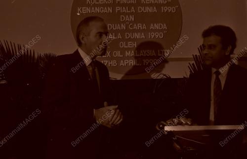 KL09_170490_CALTEX1990_PIALADUNIA