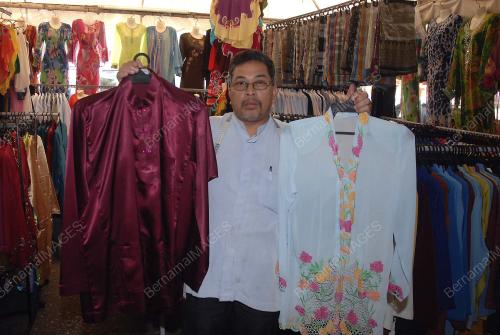 TEMPAHAN BAJU RAYA