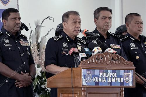 DATUK SERI MOHD KHALID ISMAIL