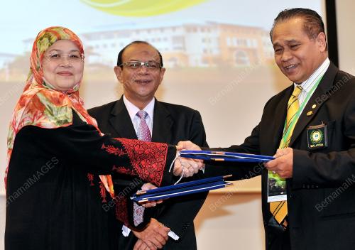 KL09_17102012_UIA_MOU