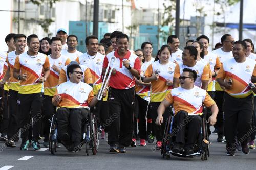 KL09_17102017_QUEENS_BATON_BN201710138382