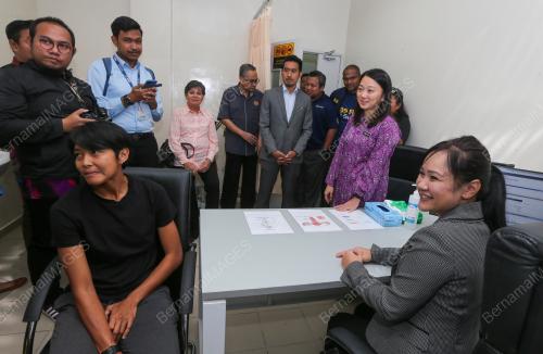HANNAH YEOH
