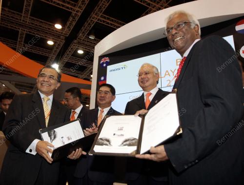 MOHD NAJIB TUN ABDUL RAZAK