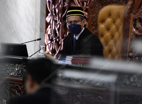 TAN SRI AZHAR AZIZAN HARUN