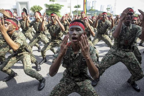 KL09_17122016_TAMAT_LATIHAN