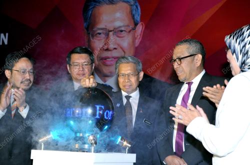 KL09_18022014_FORUM