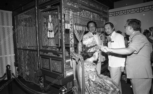 KL09_18022015_ANWAR_RASMI