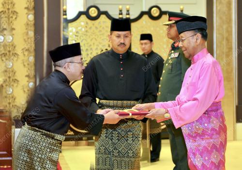 KL09_18032015_AGONG