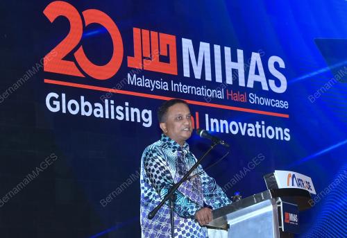 DATUK SERI REEZAL MERICAN NAINA MERICAN