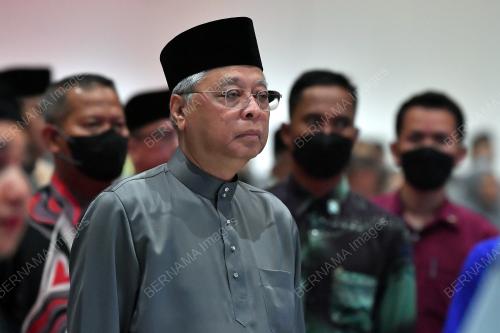 DATUK SERI ISMAIL SABRI YAAKOB