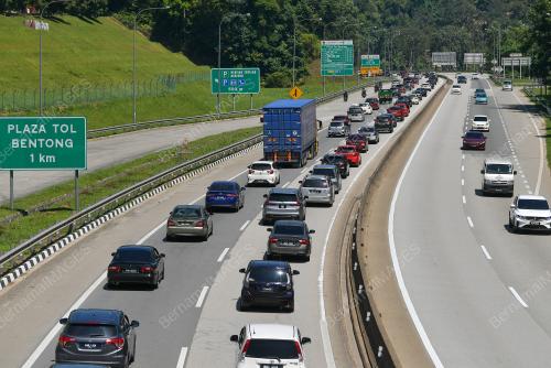 PLAZA TOL TOL BENTONG SESAK