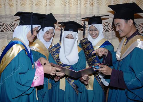ISTIADAT KONVOKESYEN KUIS KE-12