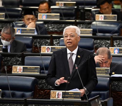 DATUK SERI ISMAIL SABRI YAAKOB