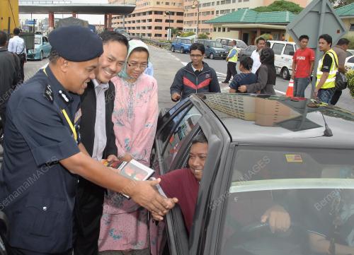 KEMPEN KESELAMATAN JALAN RAYA